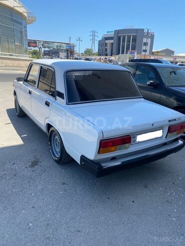 LADA (VAZ) 2107