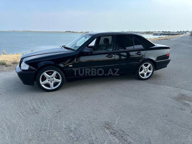 Mercedes C 230