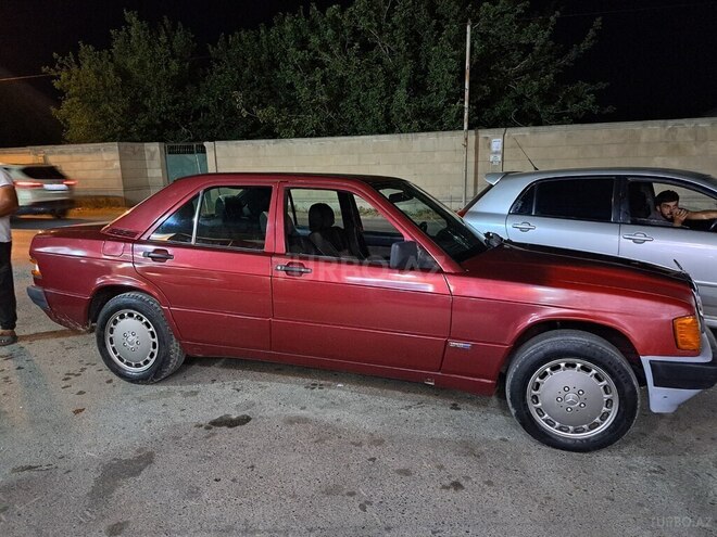 Mercedes 190 1990, 393,839 km - 2.0 l - Xırdalan
