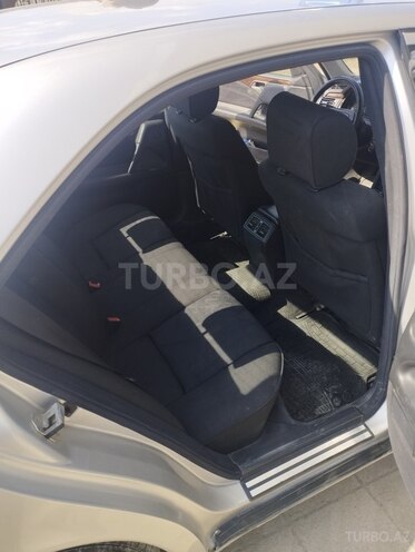 Mercedes E 240 1998, 294,000 km - 2.4 l - Sabirabad