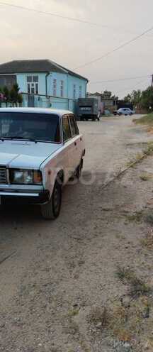 LADA (VAZ) 2107