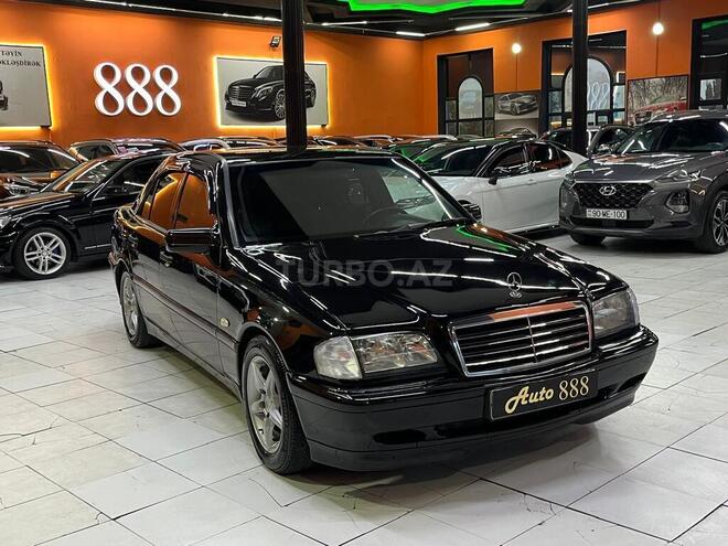 Mercedes C 180