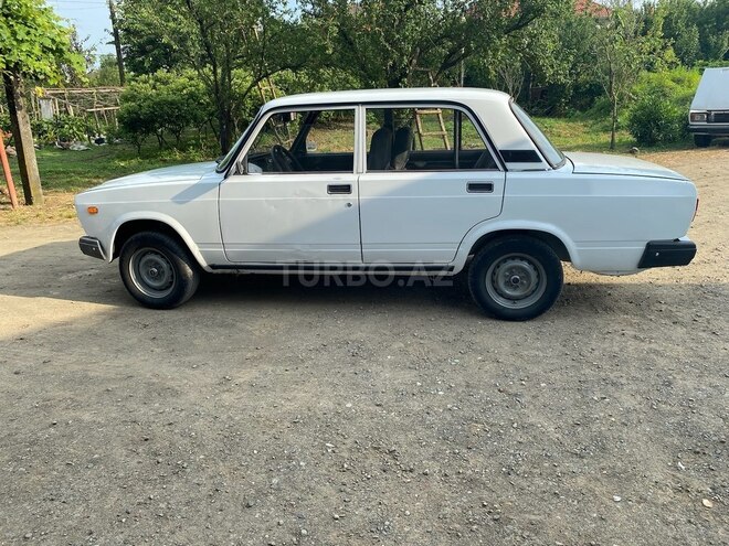 LADA (VAZ) 2107