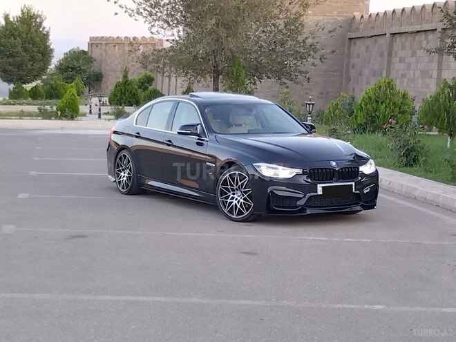 BMW 330