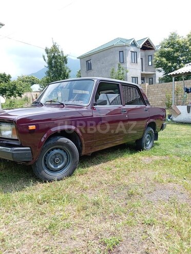 LADA (VAZ) 2107