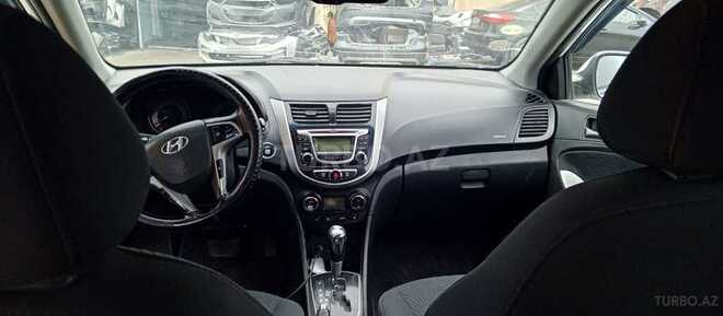 Hyundai Accent 2014, 230,000 km - 1.6 л - Bakı
