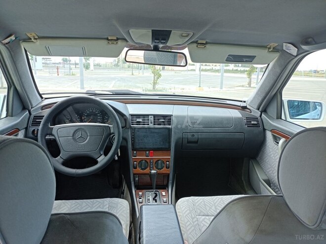 Mercedes C 200 1995, 297,500 km - 2.0 л - Bakı