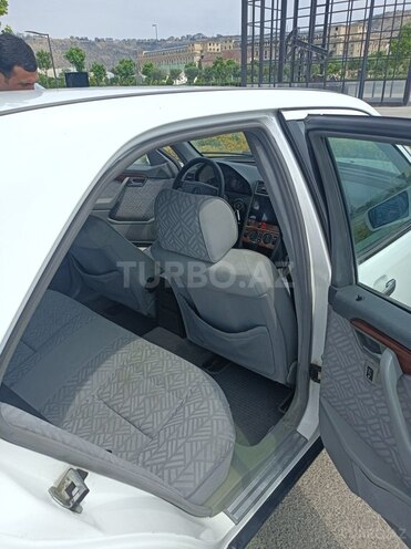 Mercedes C 200 1995, 297,500 km - 2.0 л - Bakı