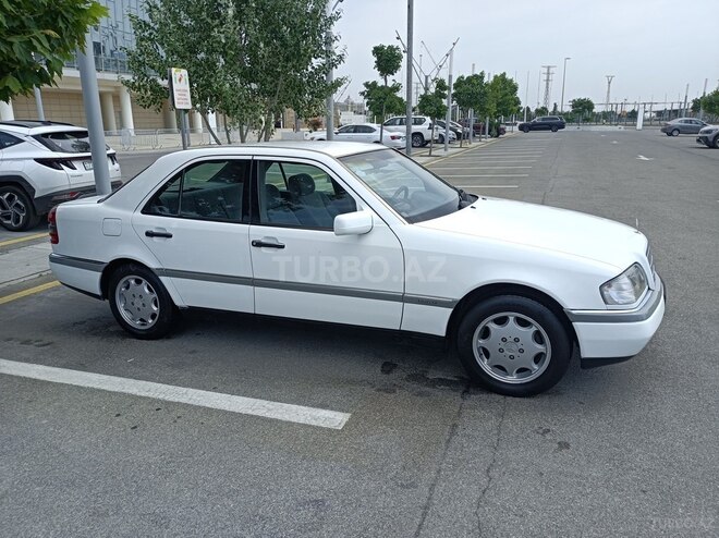 Mercedes C 200 1995, 297,500 km - 2.0 л - Bakı