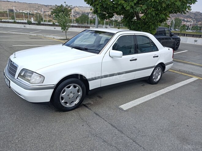 Mercedes C 200 1995, 297,500 km - 2.0 л - Bakı
