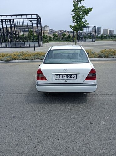 Mercedes C 200 1995, 297,500 km - 2.0 л - Bakı