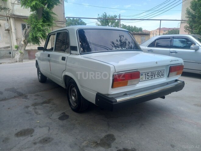 LADA (VAZ) 2107