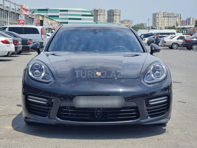 Porsche Panamera GTS