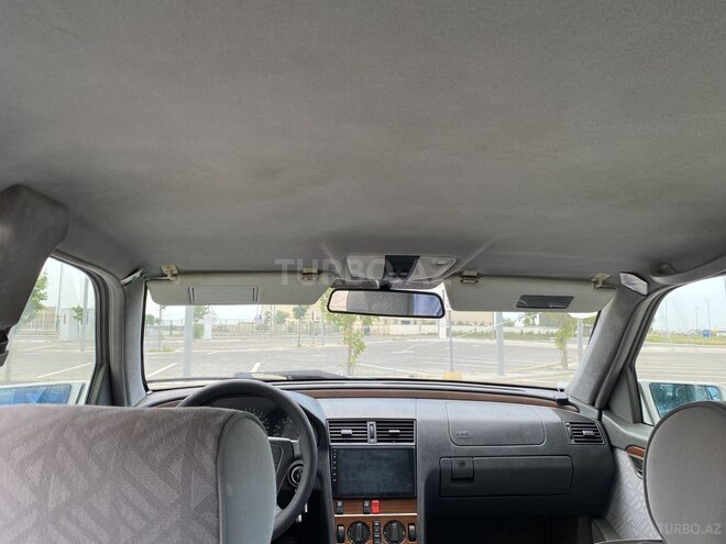 Mercedes C 200 1995, 297,000 km - 2.0 l - Bakı