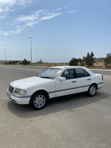 Mercedes C 200 1995, 297,000 km - 2.0 l - Bakı