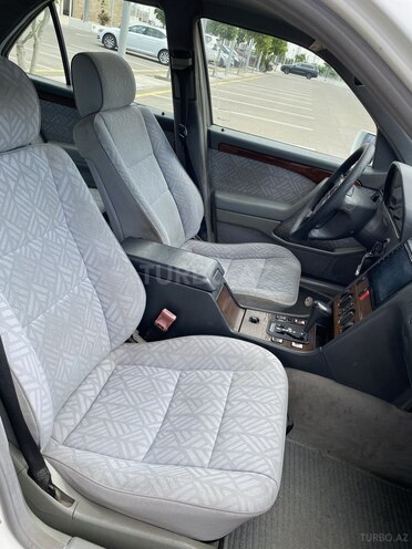 Mercedes C 200 1995, 297,000 km - 2.0 l - Bakı