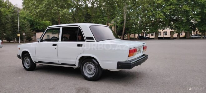 LADA (VAZ) 2107