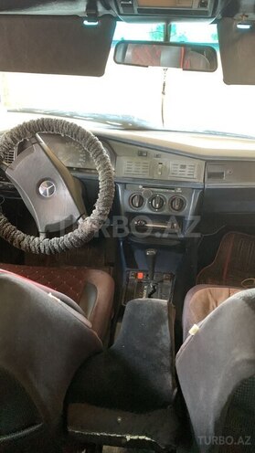 Mercedes 190 1991, 250,000 km - 1.8 л - Sabirabad