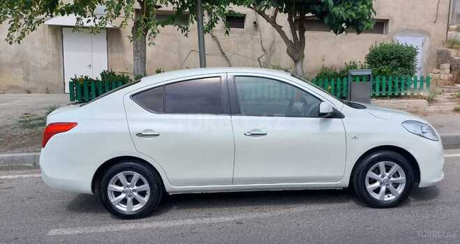 Nissan Sunny