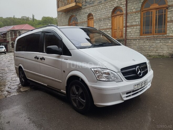 Mercedes Vito 111