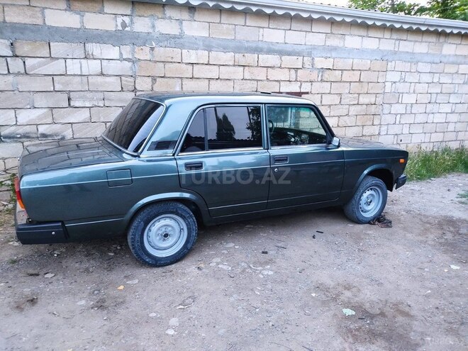 LADA (VAZ) 2107