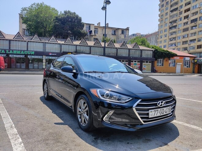 Hyundai Elantra