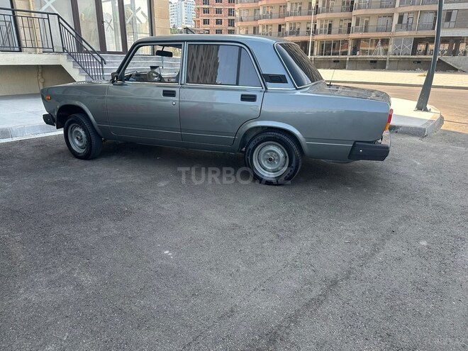 LADA (VAZ) 2107