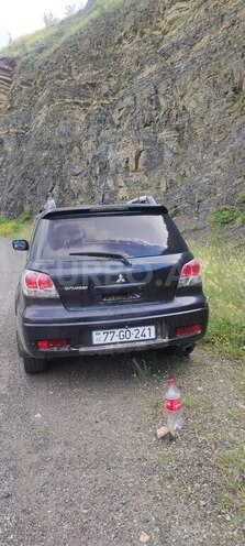 Mitsubishi Outlander