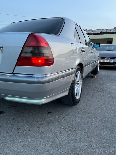 Mercedes C 220 1995, 350,000 km - 2.2 l - Sumqayıt