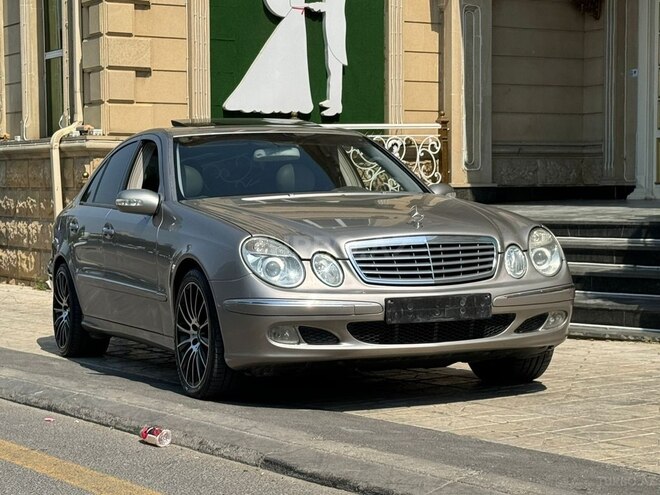 Mercedes E 320 2005, 230,000 km - 3.2 l - Bakı