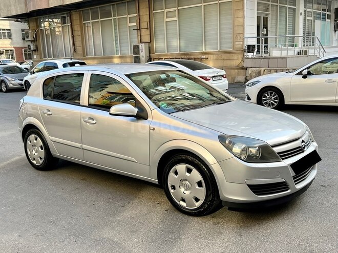 Opel Astra 2005, 290,000 km - 1.4 l - Bakı