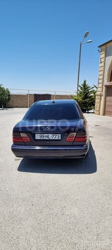 Mercedes E 220 d