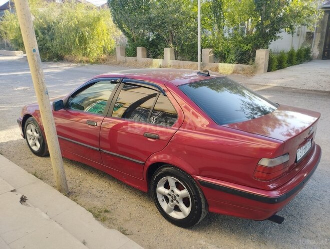 BMW 318 1995, 323,800 km - 1.8 l - Bakı