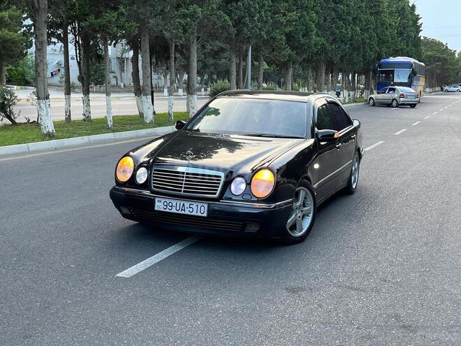 Mercedes E 280