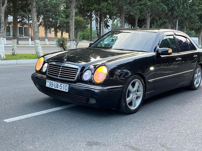 Mercedes E 280