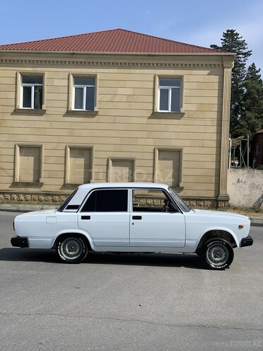 LADA (VAZ) 2107