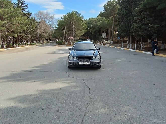 Mercedes E 220 d 1999, 508,000 km - 2.2 l - Sumqayıt
