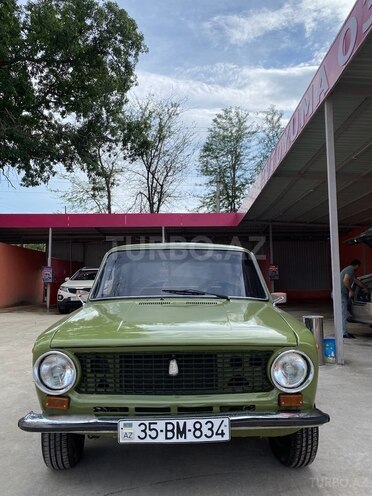 LADA (VAZ) 21011