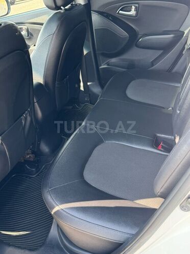 Hyundai ix35 2013, 127,700 km - 2.0 l - Bakı