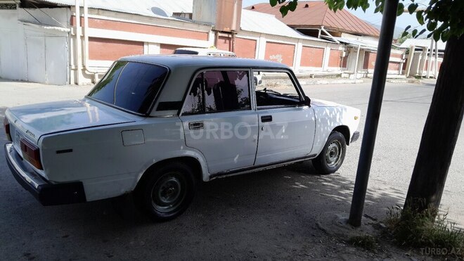 LADA (VAZ) 2107