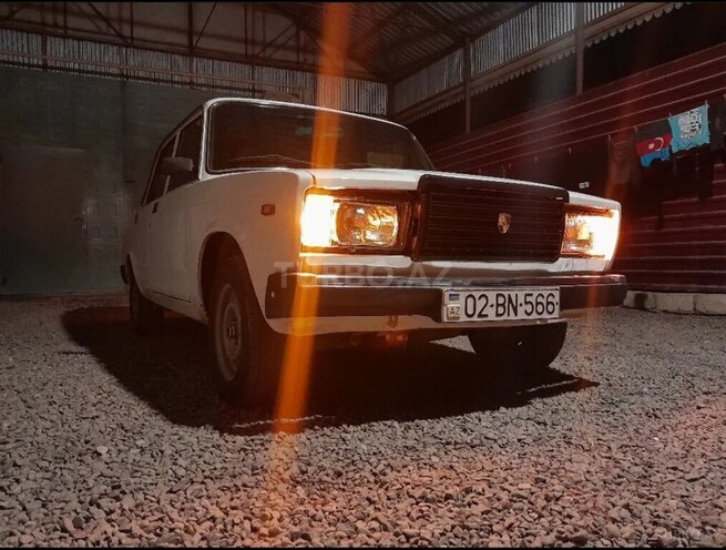 LADA (VAZ) 2107