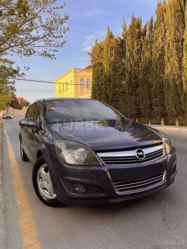 Opel Astra 2009, 275,000 km - 1.4 l - Bakı