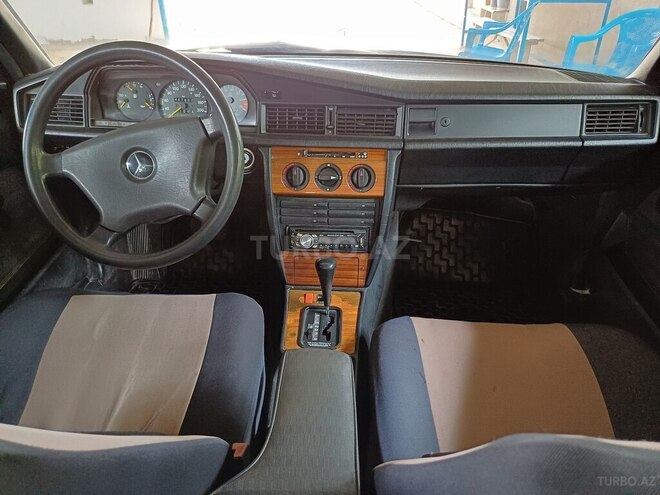 Mercedes 190 1992, 407,807 km - 2.0 l - Şirvan