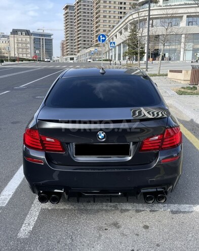 BMW 528