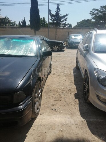BMW 318 1997, 318,000 km - 1.8 l - Bakı