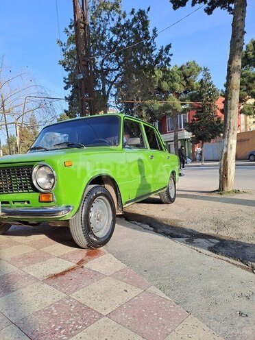 LADA (VAZ) 21011