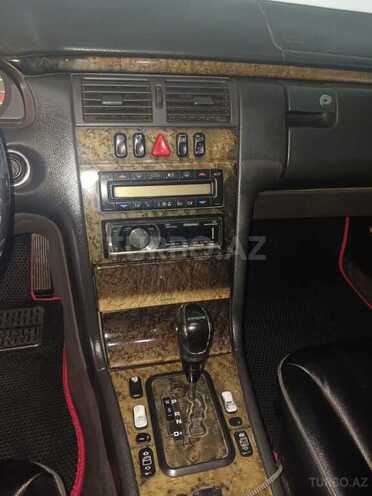 Mercedes E 270 2000, 392,334 km - 2.7 l - Ağstafa