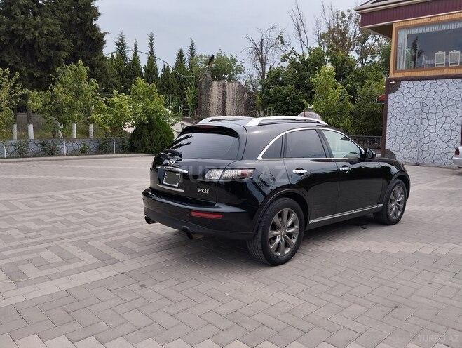 Infiniti FX35