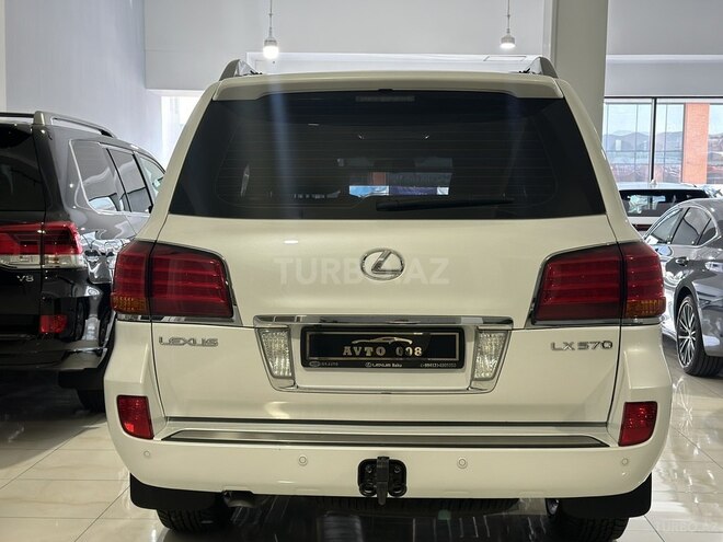 Lexus LX 570