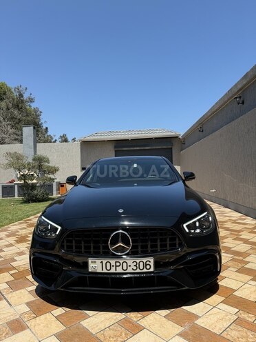 Mercedes E 200